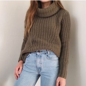 Banana republic chunky knit sweater size XS